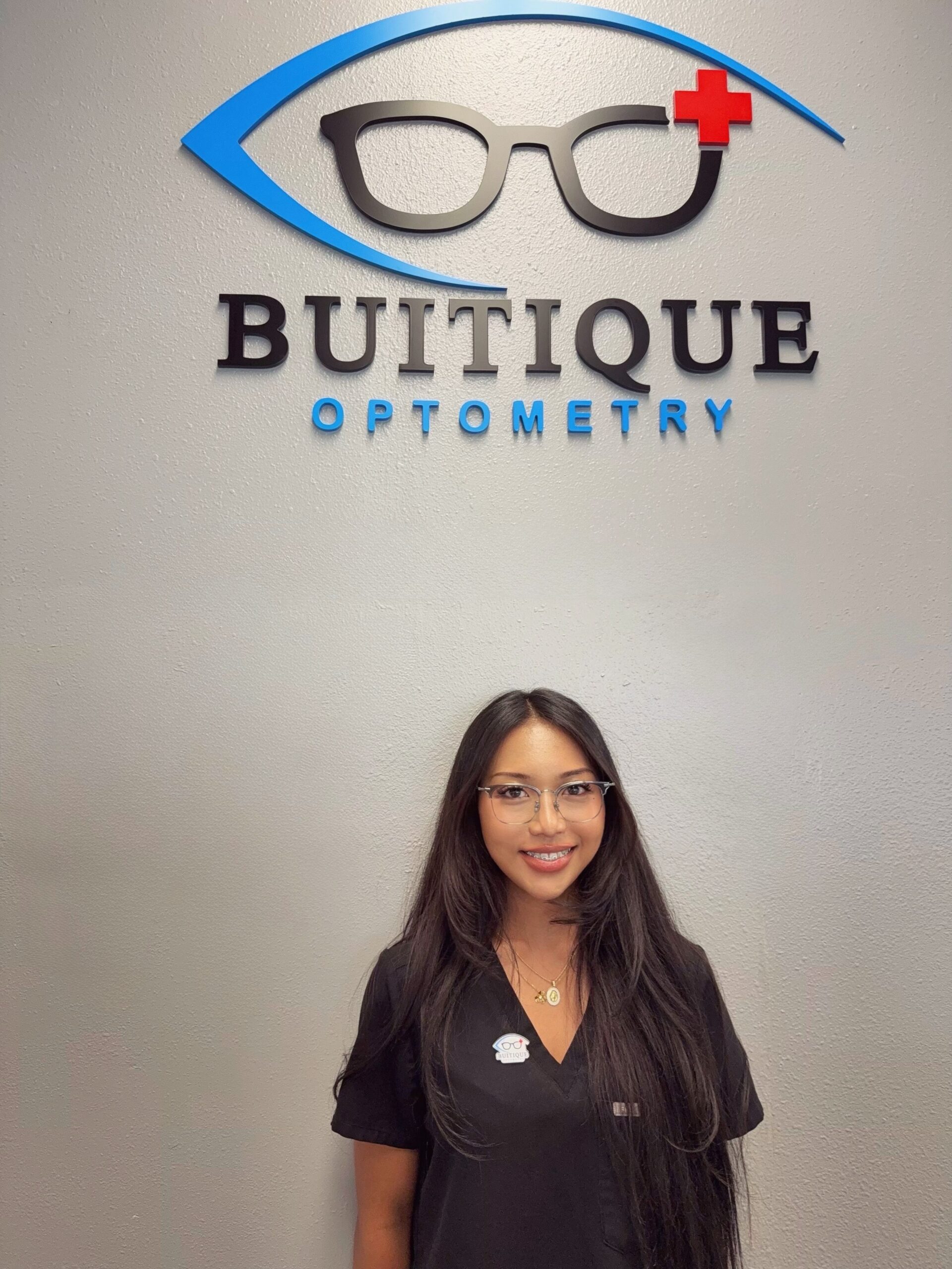 Maleah, Buitique Optometry clinic team